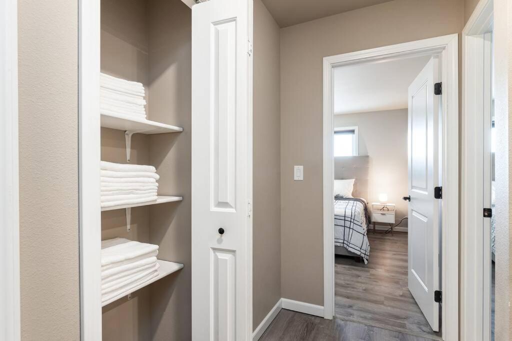 Birch Hill Retreat Great Location2+Garage+Aurora Vila Fairbanks Exterior foto
